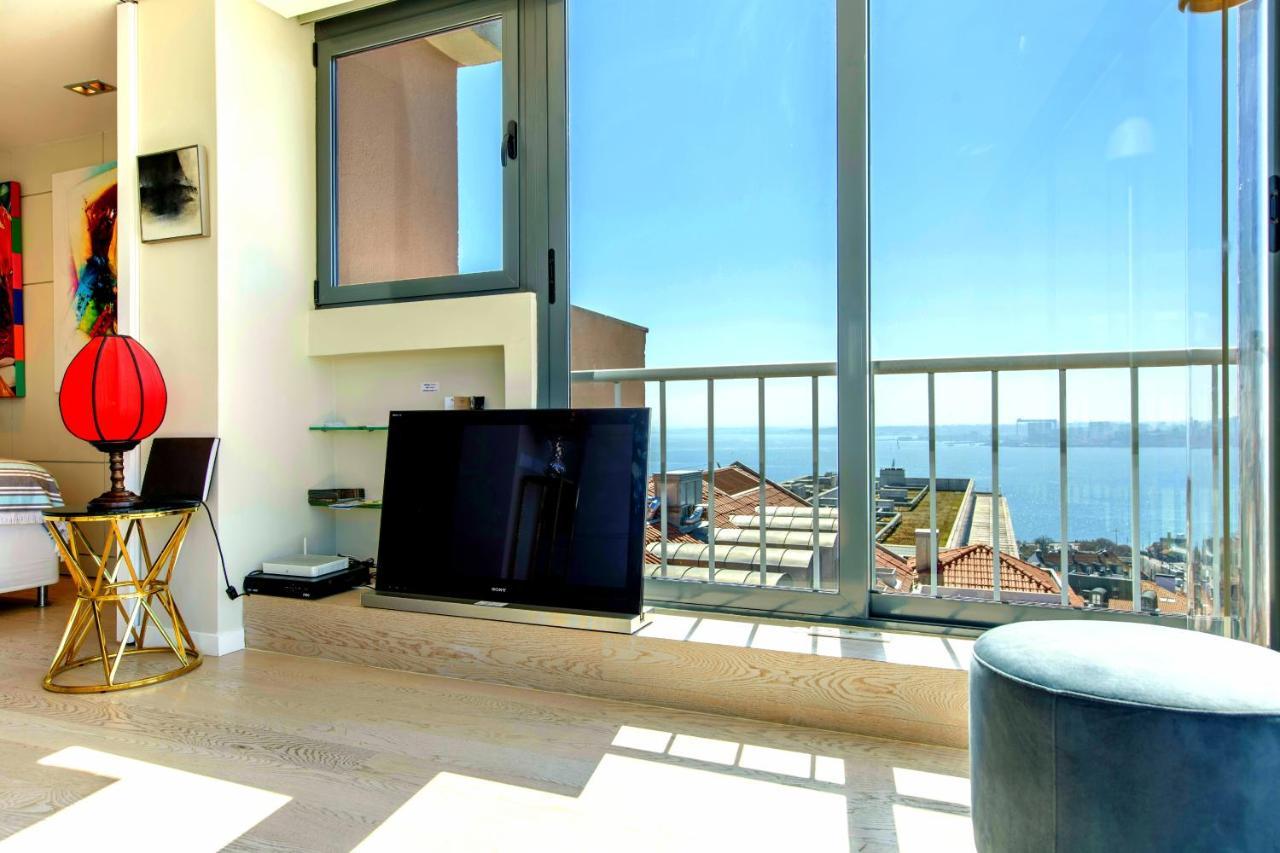 Lovelystay - Full Sky In Chiado Лиссабон Экстерьер фото
